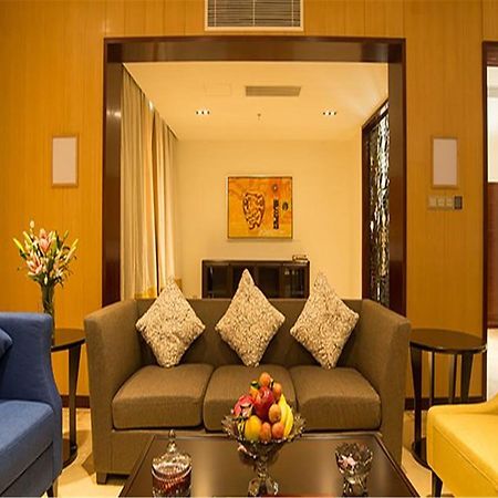 Ocean Spring Grand Metropark Hotel จูไห่ ภายนอก รูปภาพ
